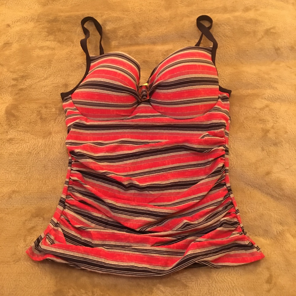 NWT Cayo de Agua pink blue gray striped tankini Size 14 D cup